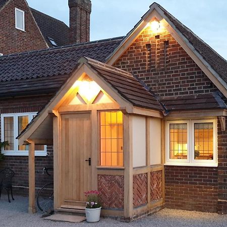 Exclusive Holiday Accommodation - Bancroft Cottage บีเดล ภายนอก รูปภาพ